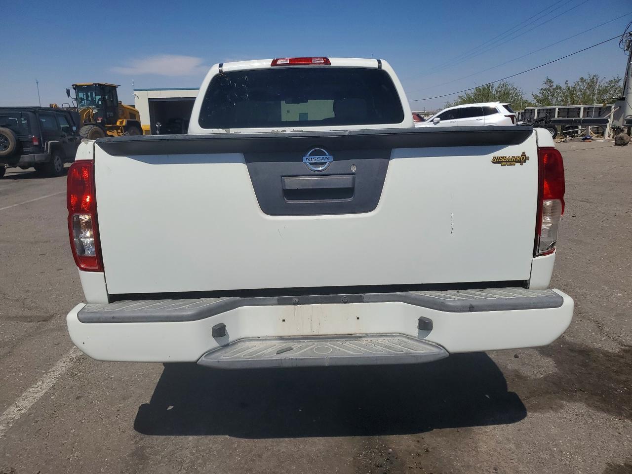 2017 Nissan Frontier S - Image 6