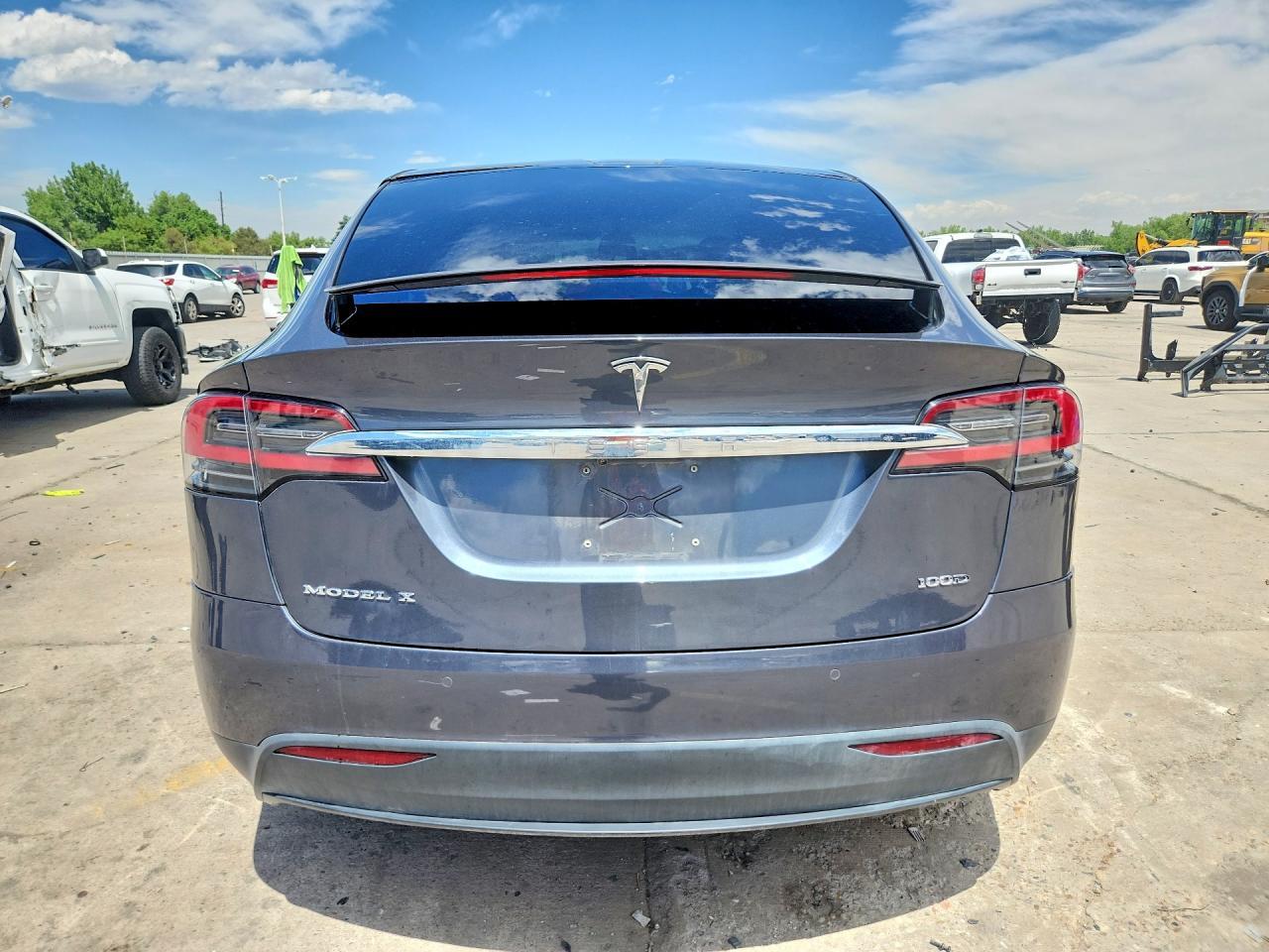 2018 Tesla Model X - Image 6