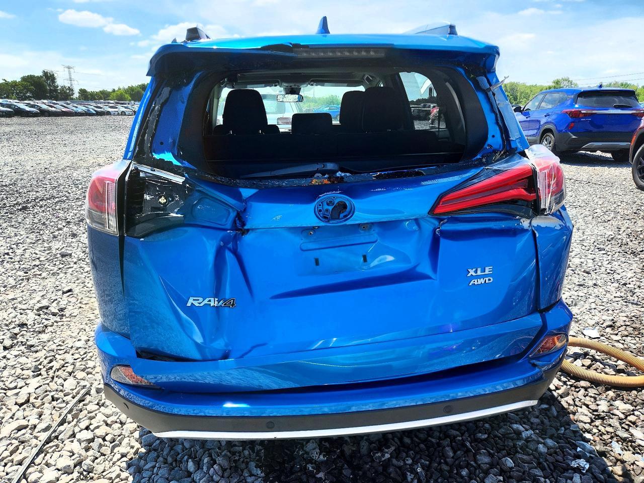 2016 Toyota Rav4 Xle - Image 6
