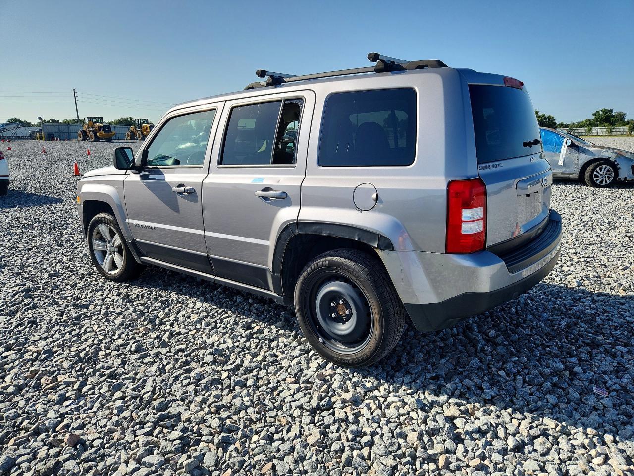 2017 Jeep Patriot Latitude - Фото 2