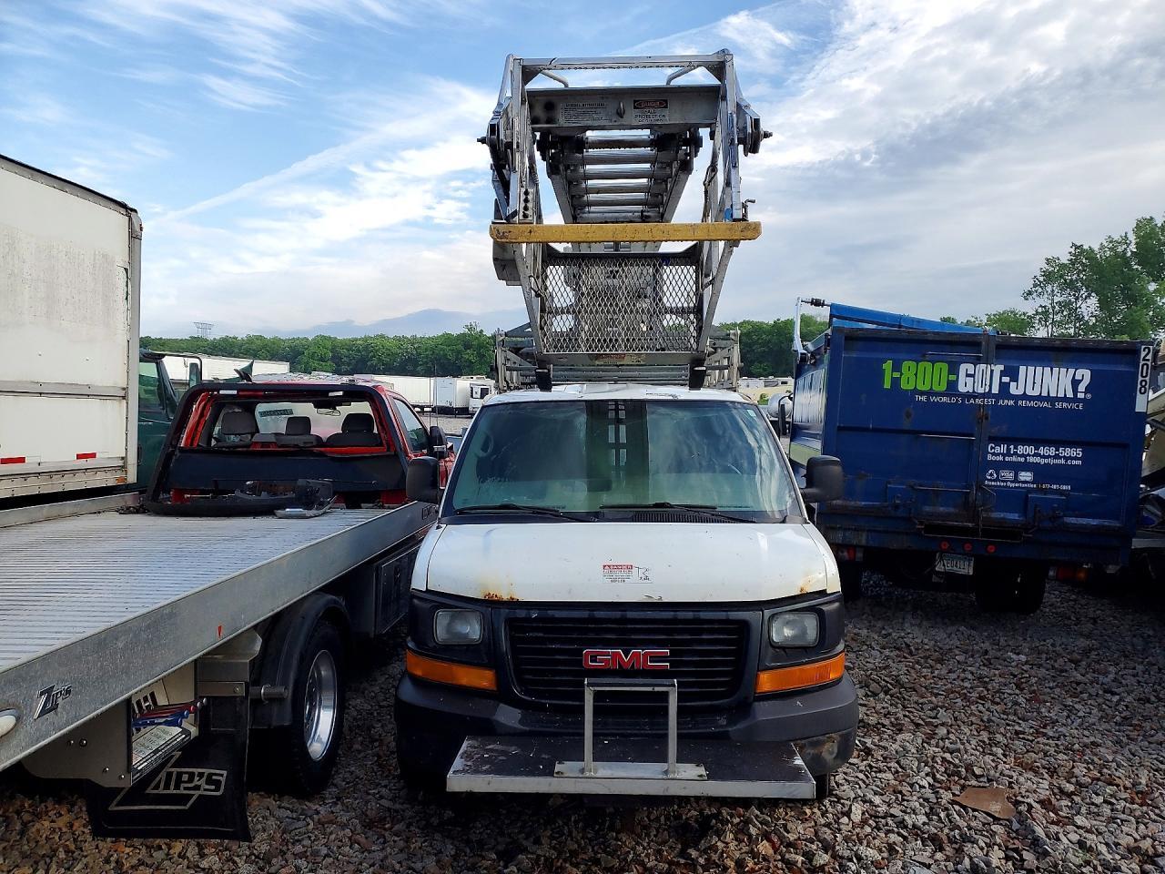 2006 GMC Savana G3500 - Фото 5