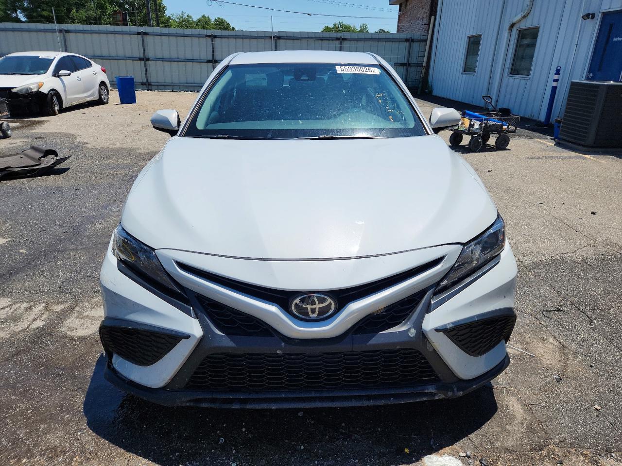 2024 Toyota Camry Se - Фото 5