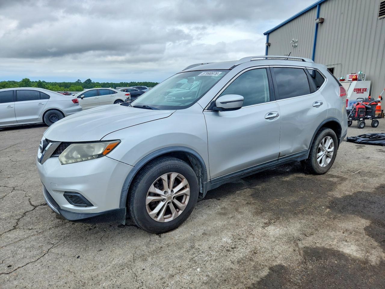 2016 Nissan Rogue Sv