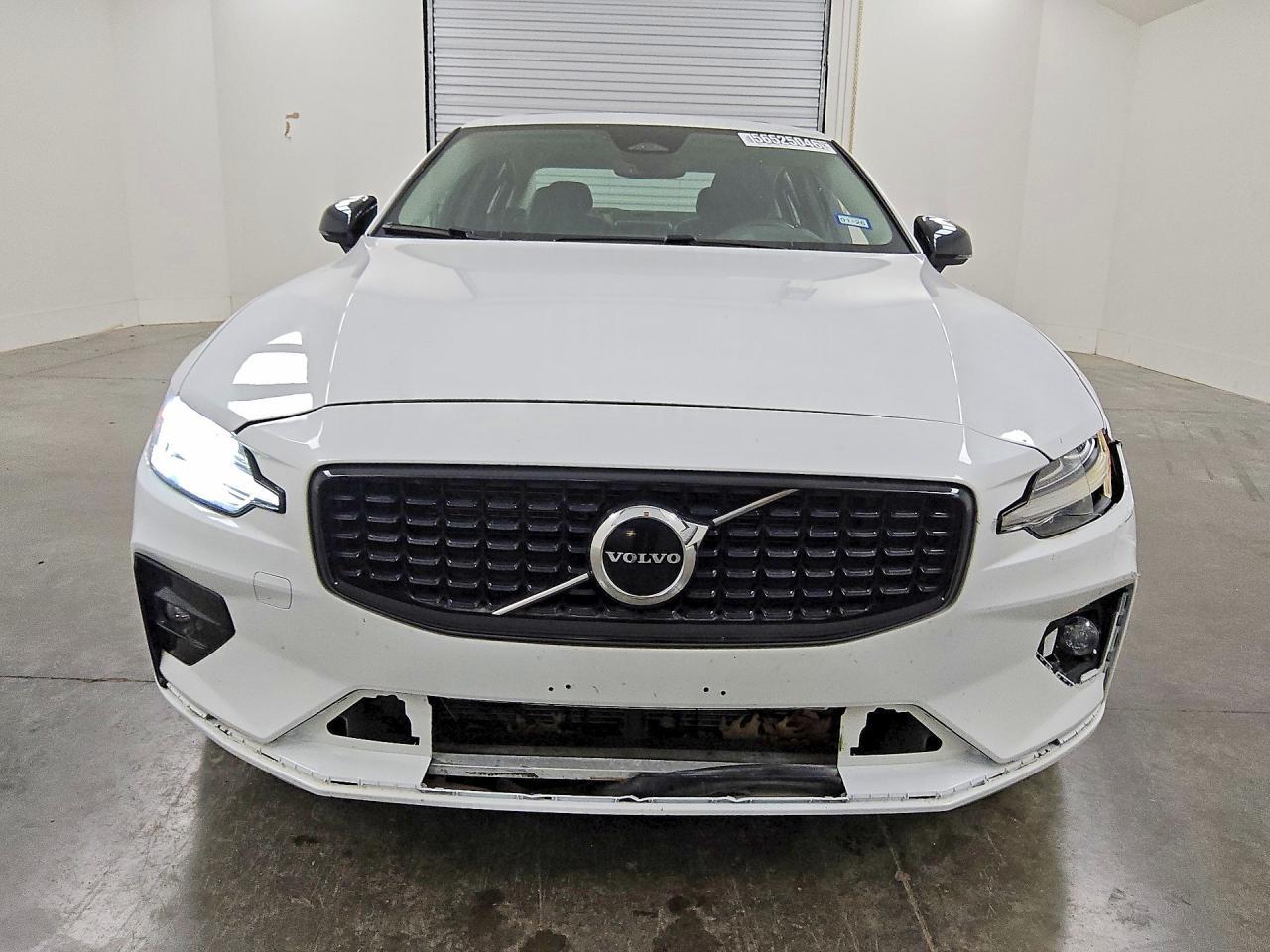 2024 Volvo S60 Core - Фото 5