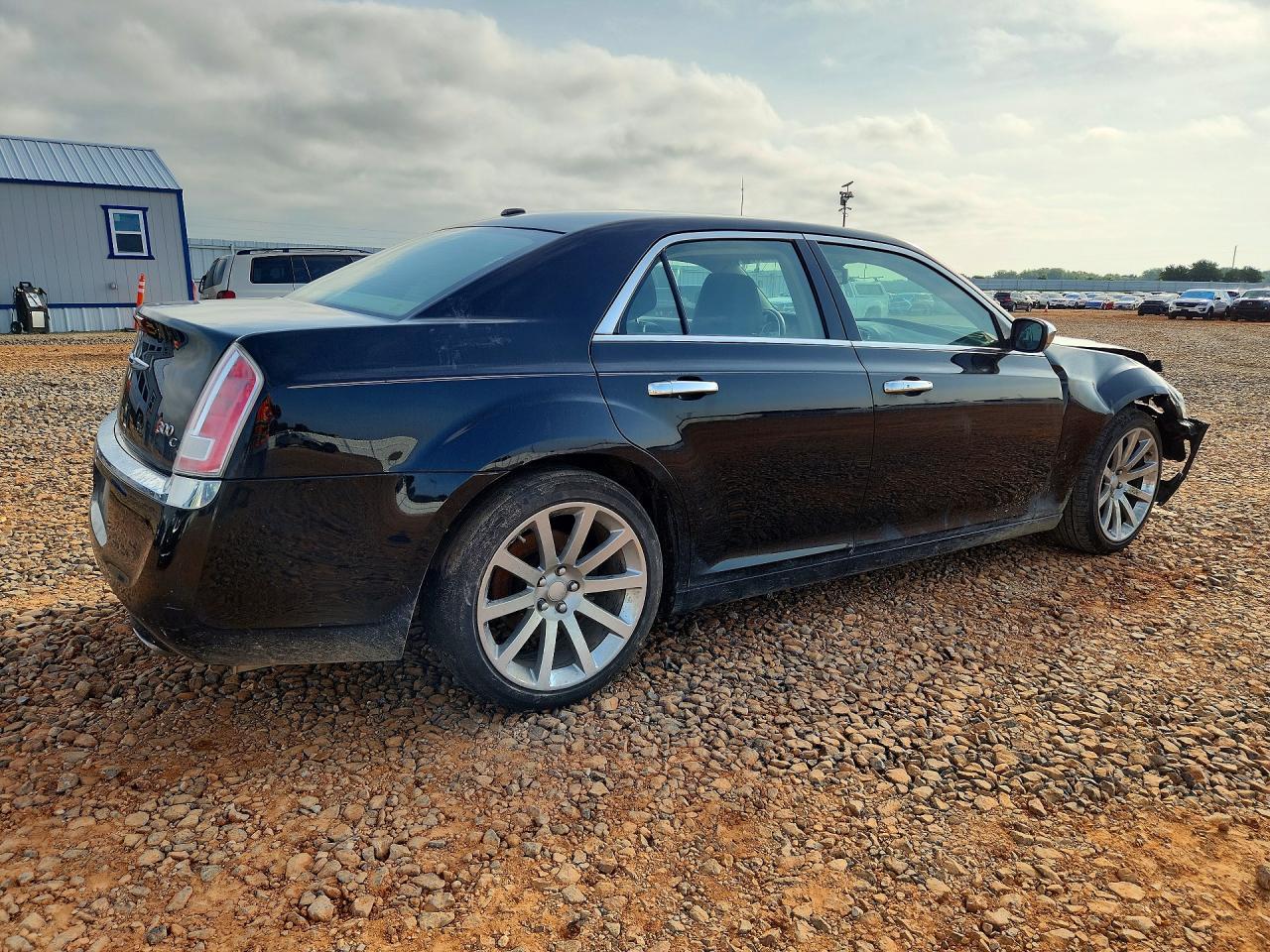 2013 Chrysler 300C Luxury - Фото 3