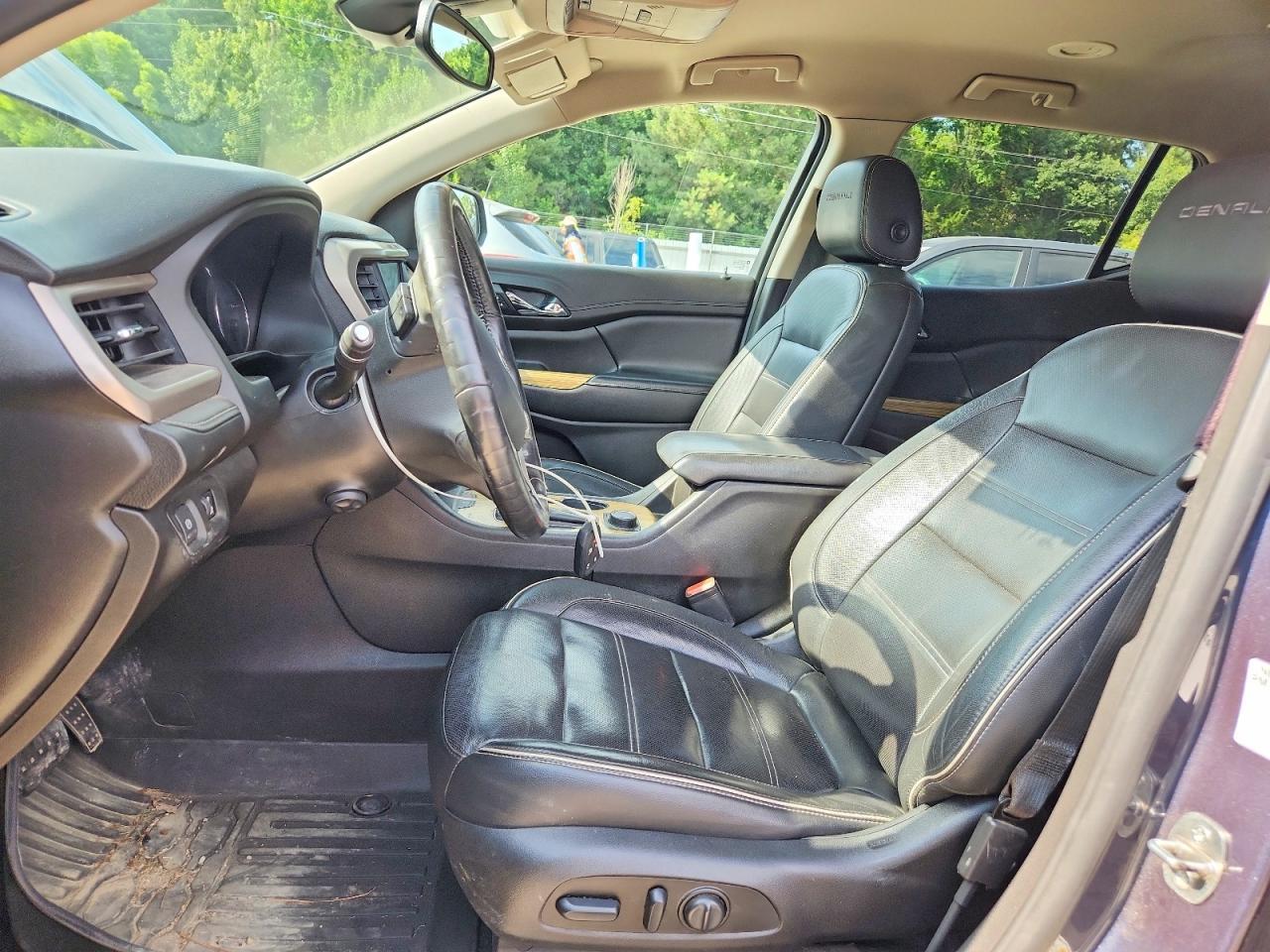 2019 GMC Acadia Denali - Фото 7