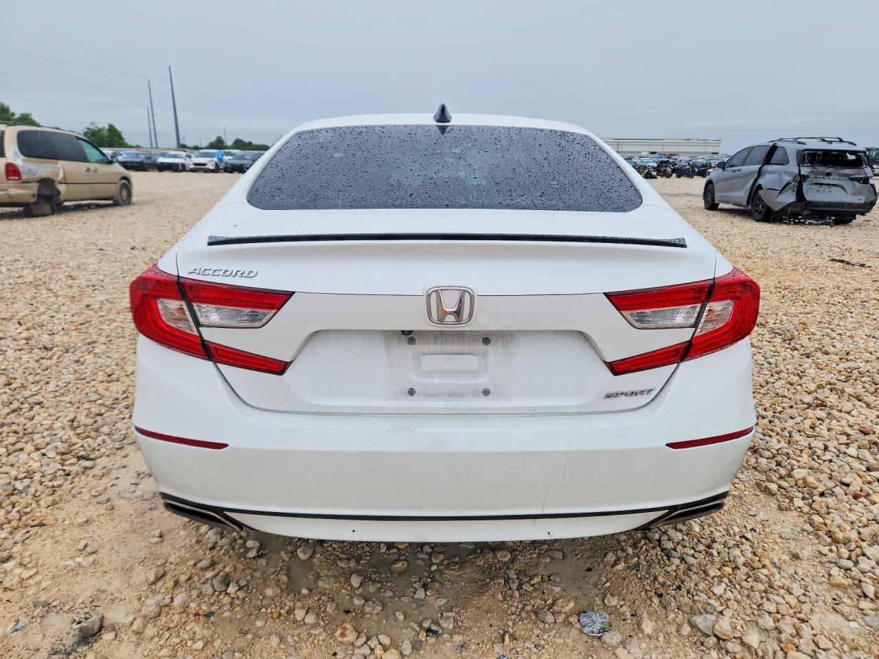 2022 Honda Accord Sport - Image 6