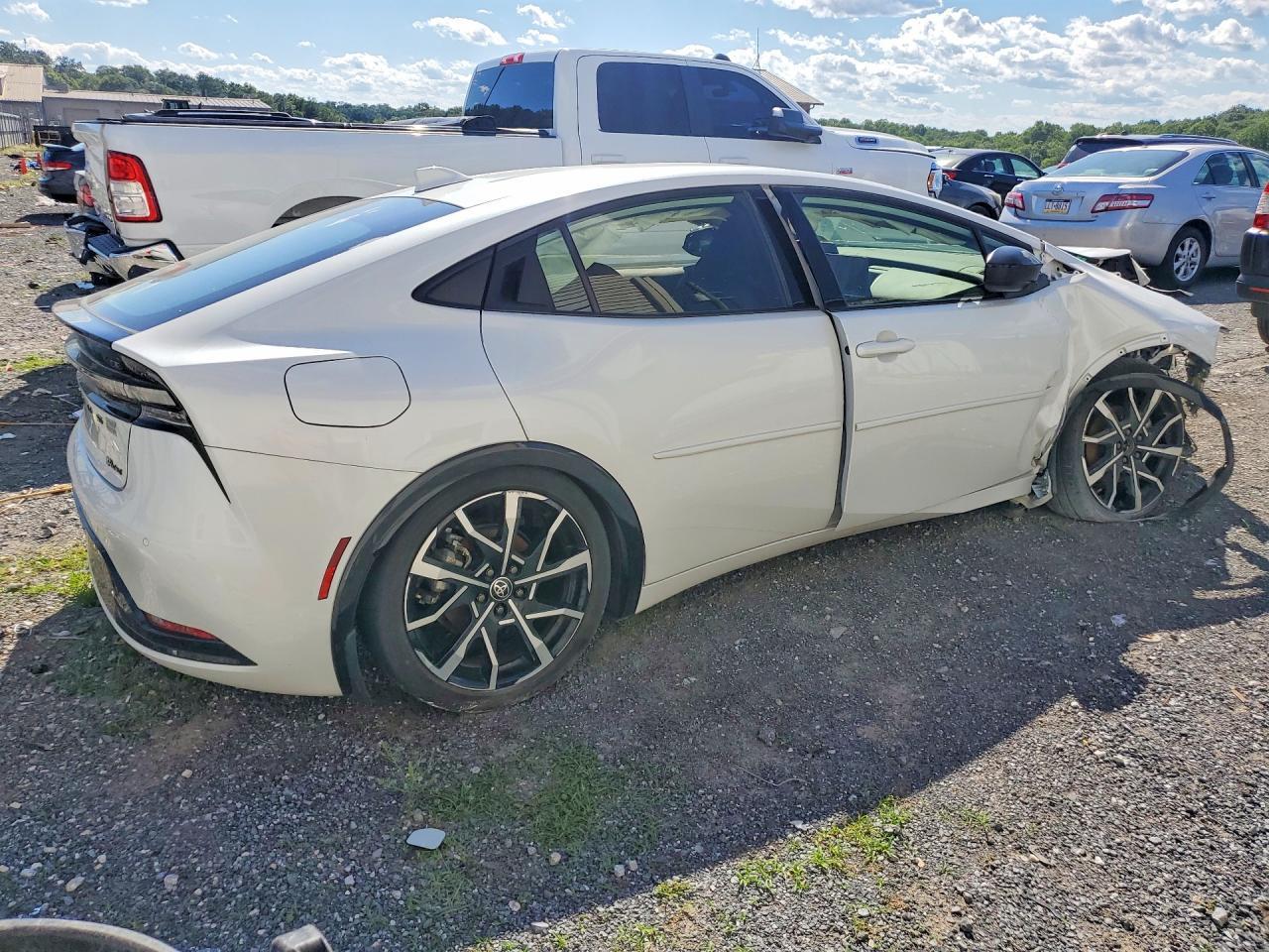 2024 Toyota Prius Prime Xse - Фото 3