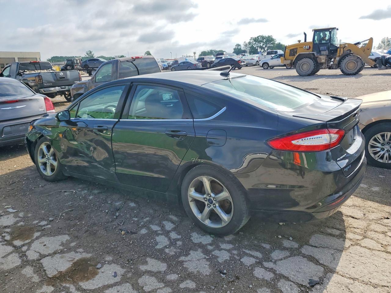 2015 Ford Fusion Se - Image 2