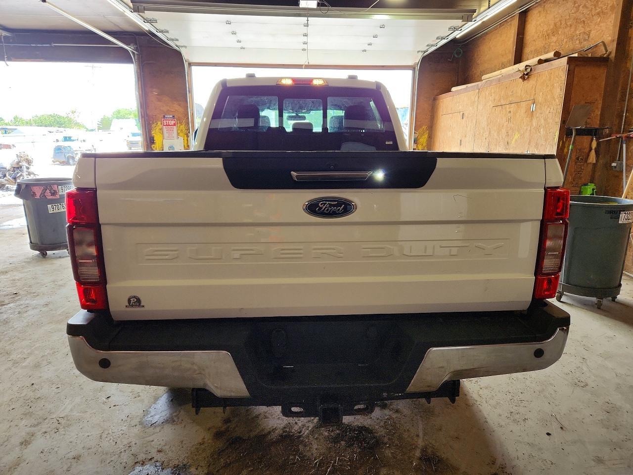 2022 Ford F-250 Super Duty - Фото 6