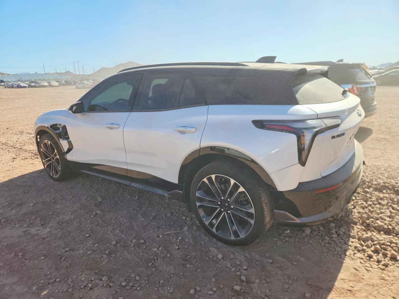 2025 Chevrolet Blazer Ss - Image 2