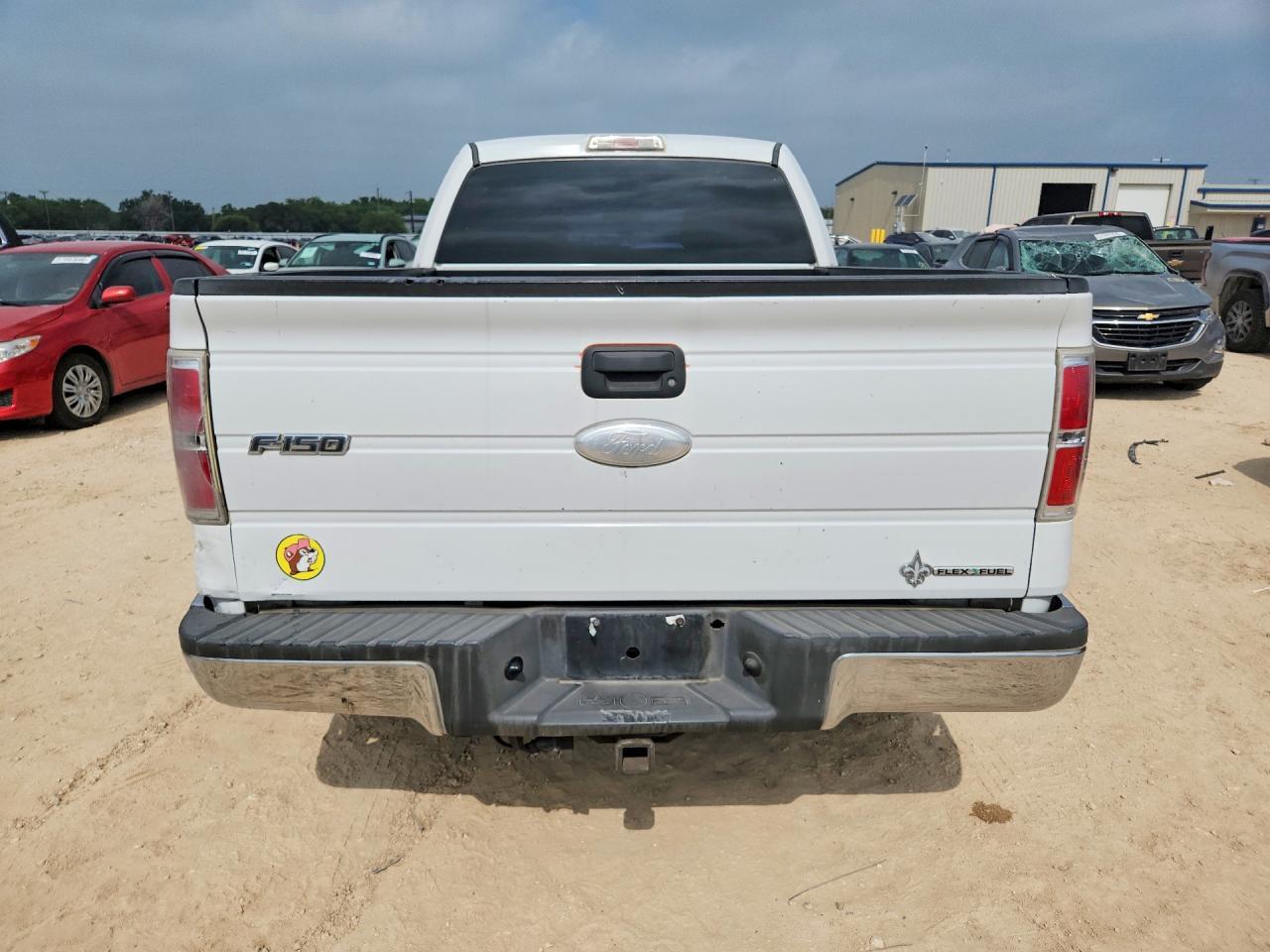 2011 Ford F150 Super Cab - Фото 6