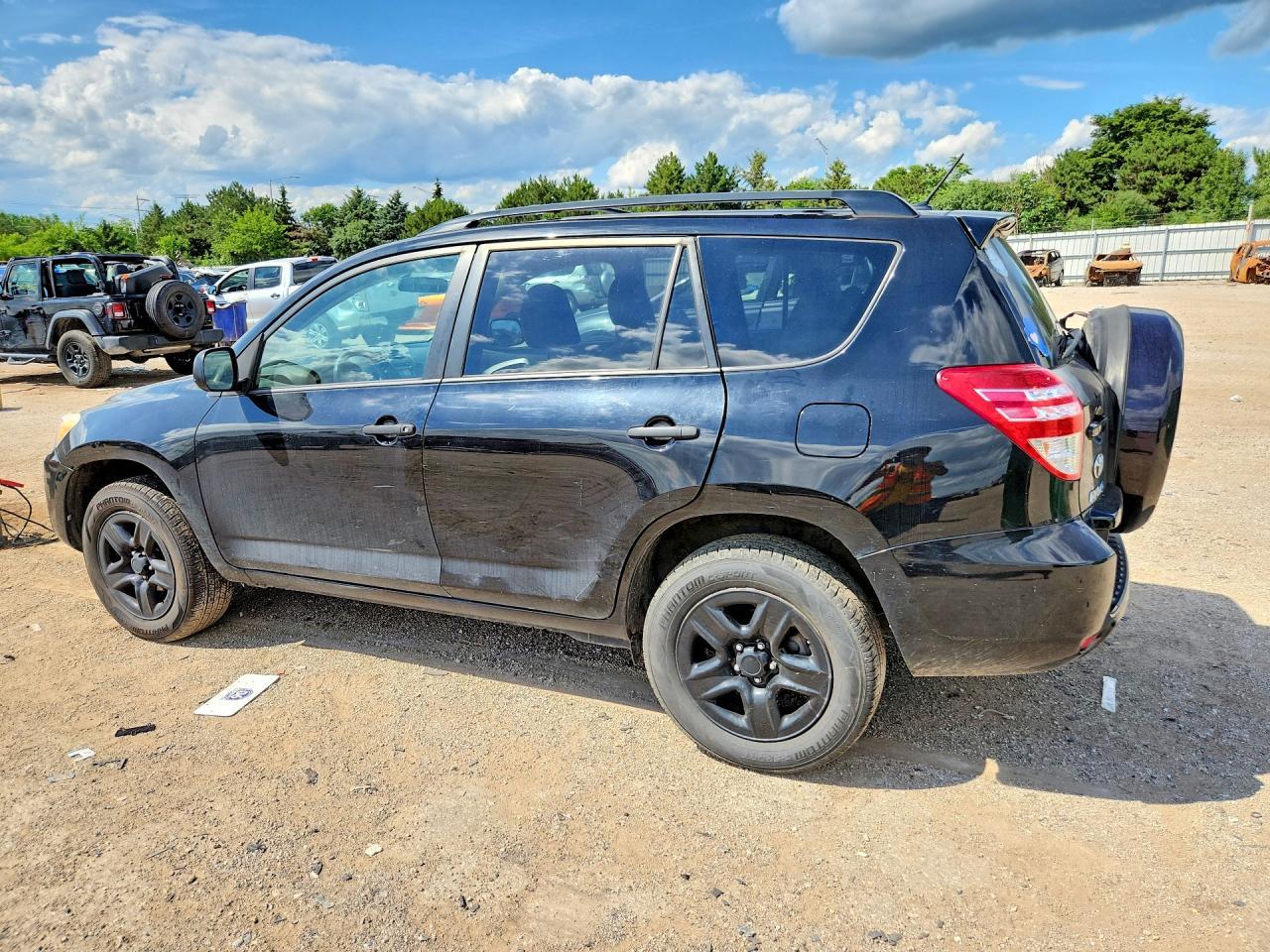 2012 Toyota Rav4 Base - Фото 2