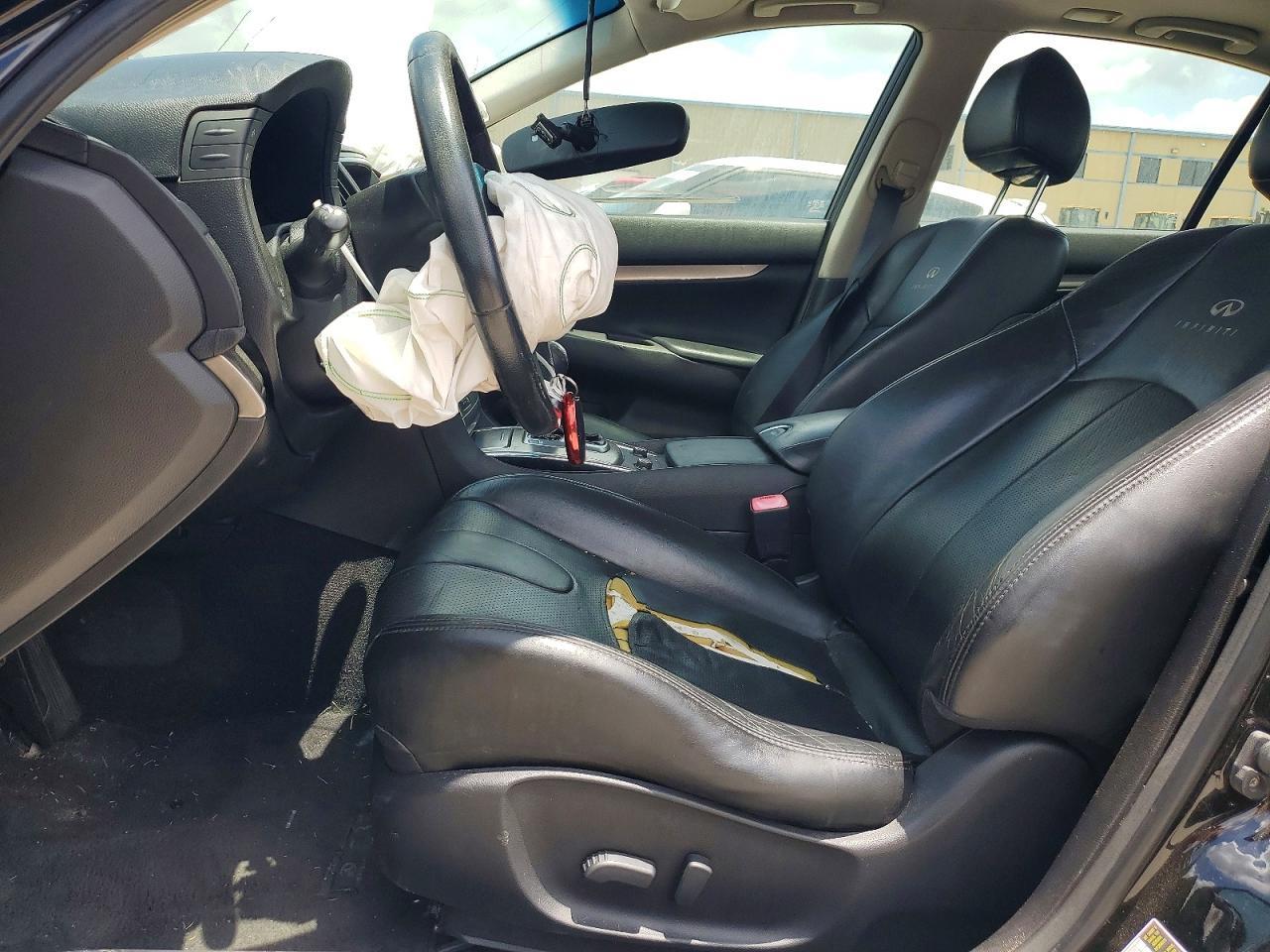 2010 Infiniti G37 - Image 7