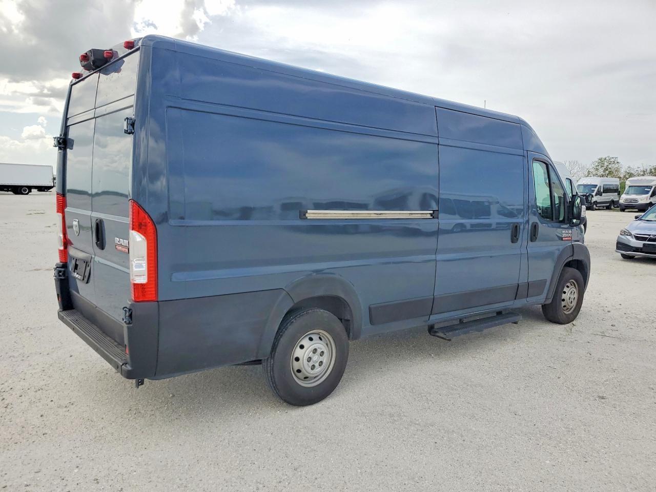 2019 Ram Promaster 3500 3500 High - Image 3