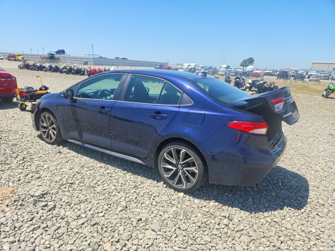 2020 Toyota Corolla Se - Image 2