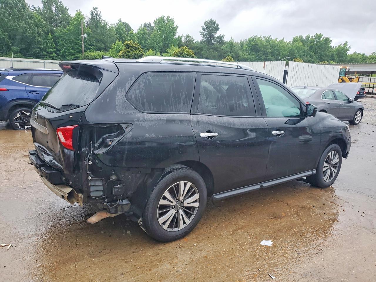 2017 Nissan Pathfinder Sl - Фото 3