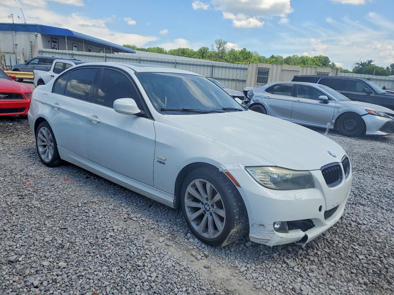 2011 BMW 328 Xi Sulev - Фото 4