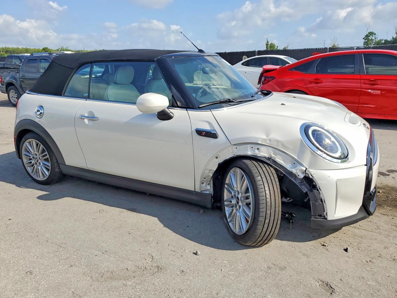 2023 Mini Cooper S - Image 4