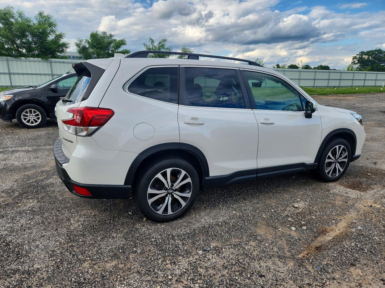 2020 Subaru Forester Limited - Фото 3