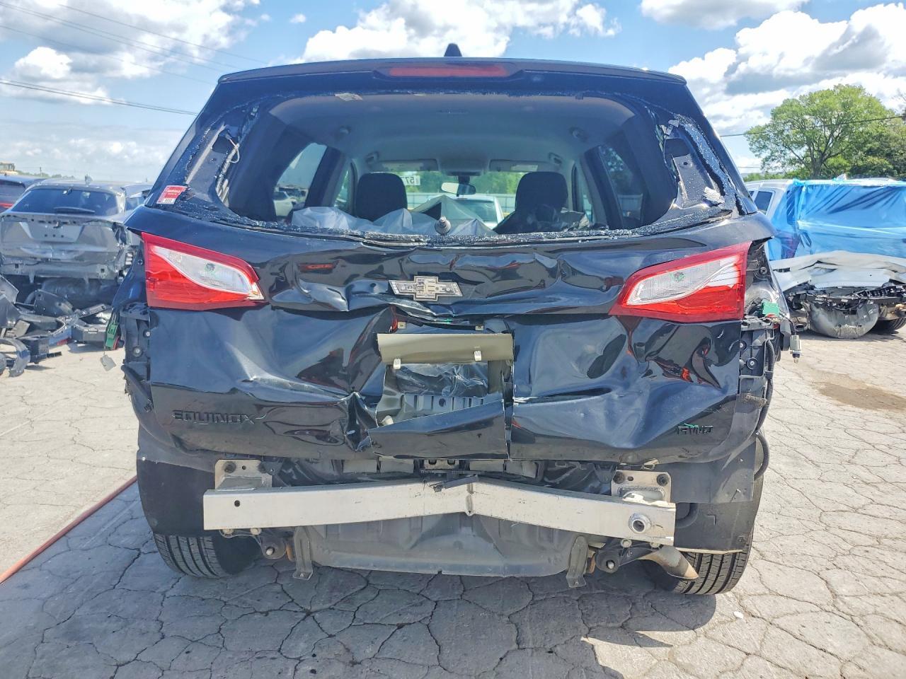 2019 Chevrolet Equinox Ls - Image 6