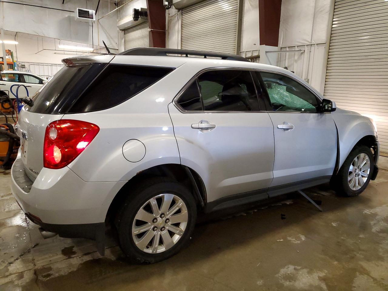 2010 Chevrolet Equinox Lt - Image 3