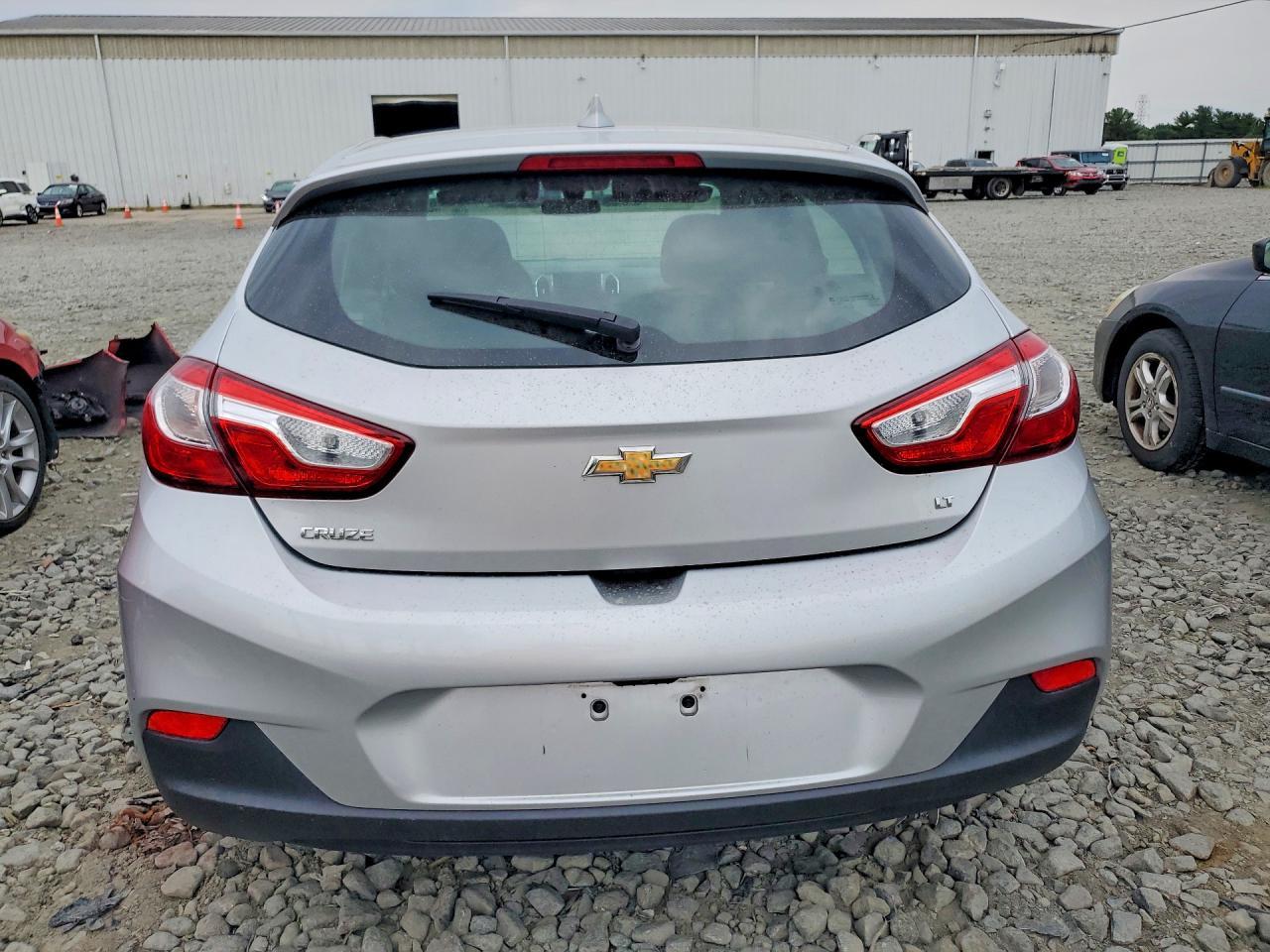 2019 Chevrolet Cruze Lt - Image 6
