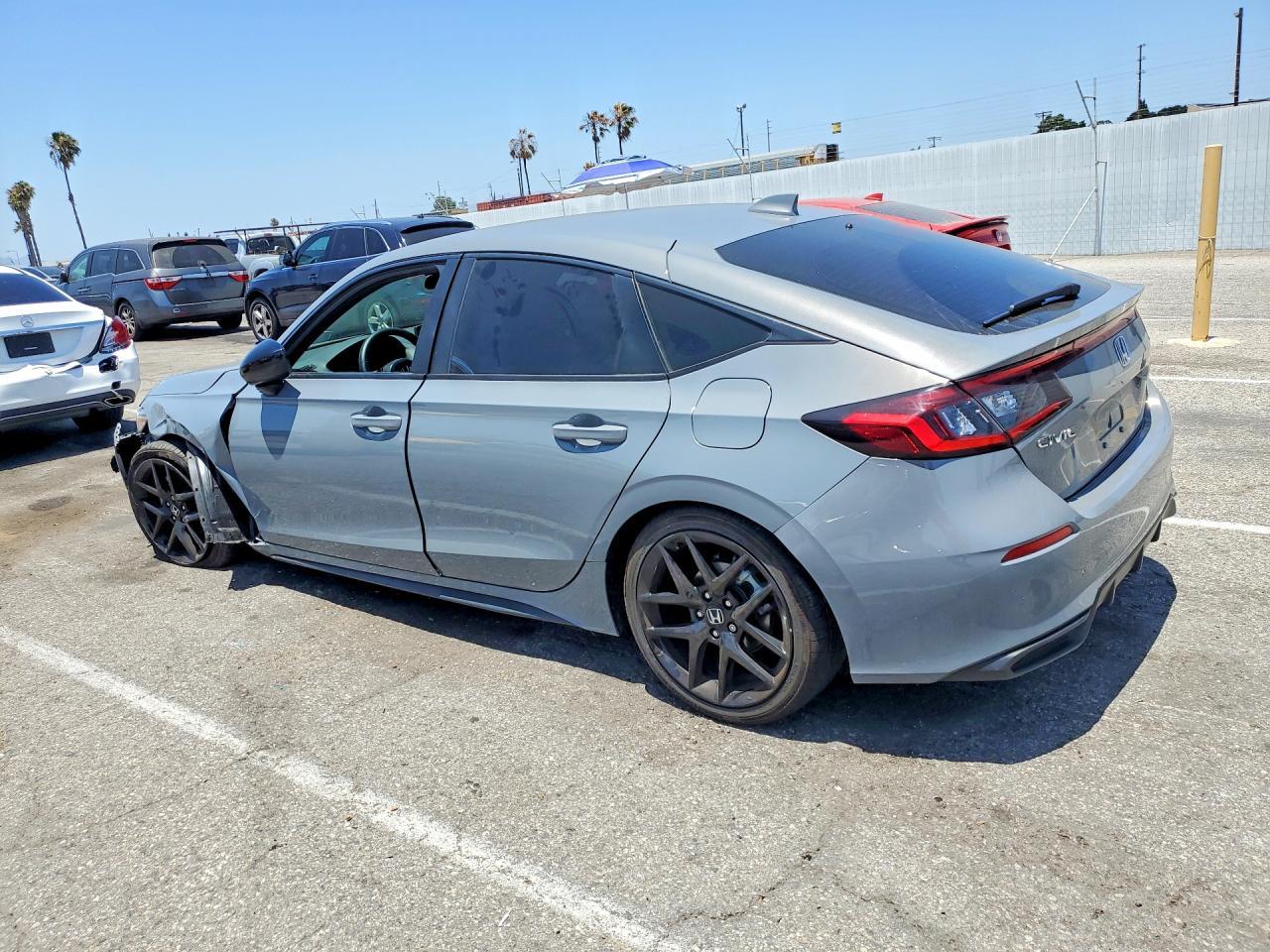 2025 Honda Civic Sport - Фото 2