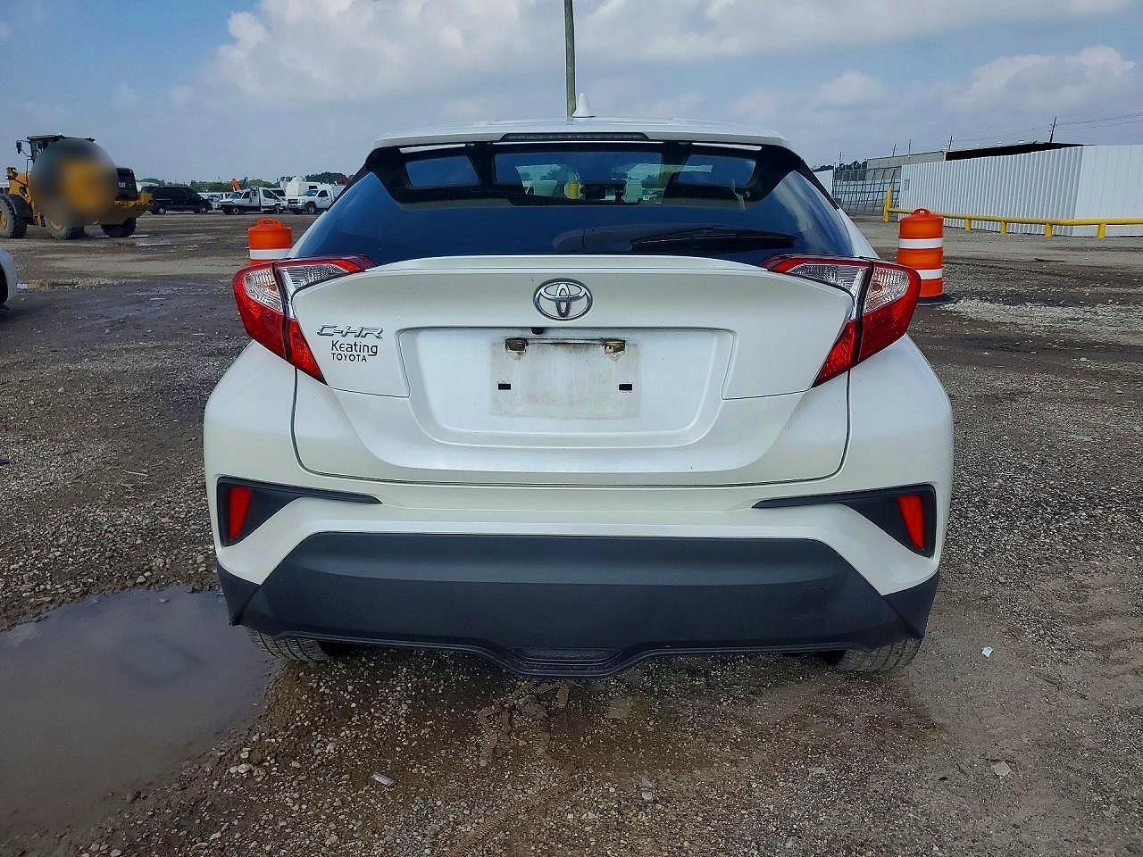 2021 Toyota C-Hr Le - Фото 6