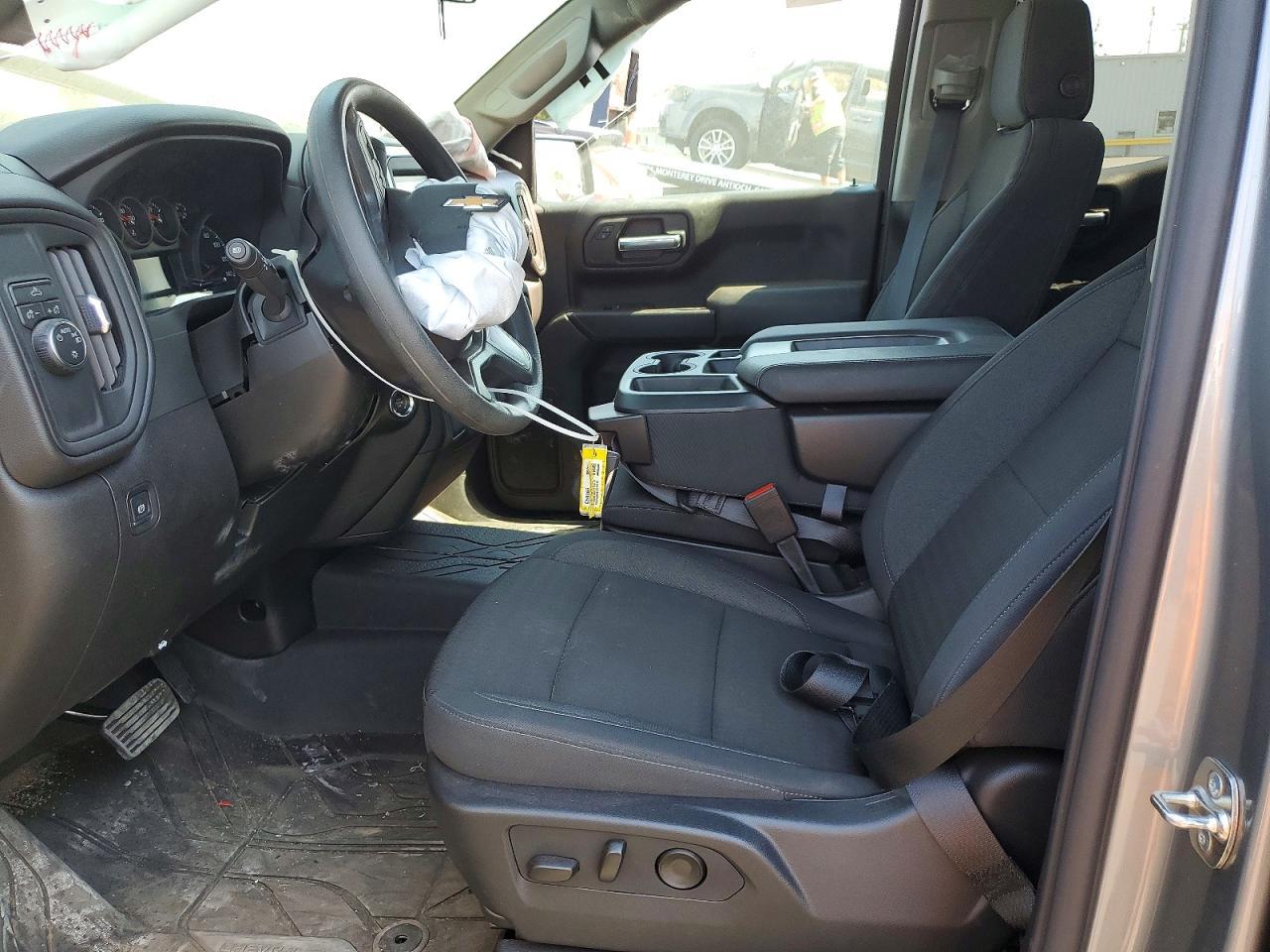 2026 Chevrolet Silverado C1500 Custom - Image 7