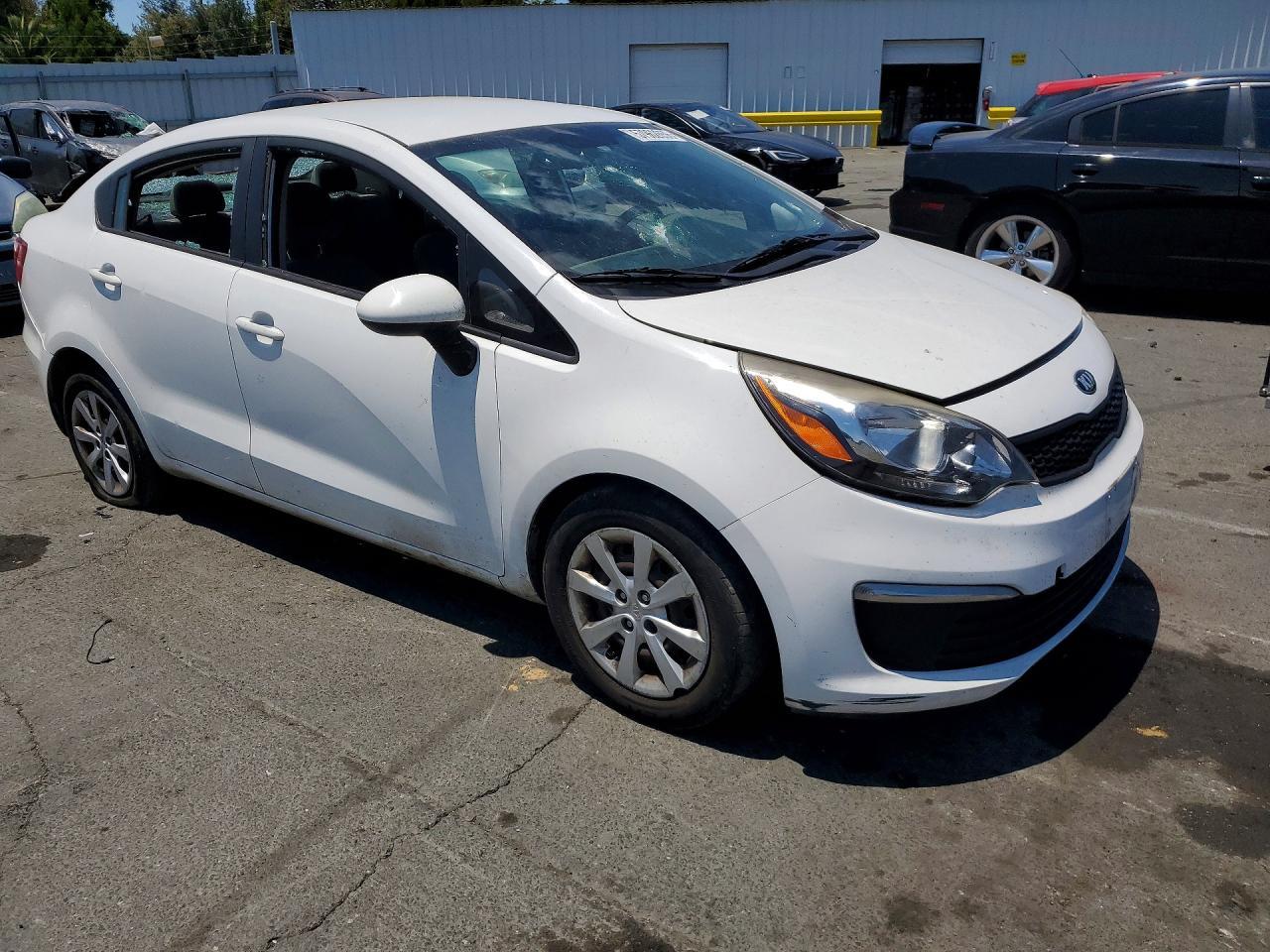 2016 Kia Rio Lx - Фото 4