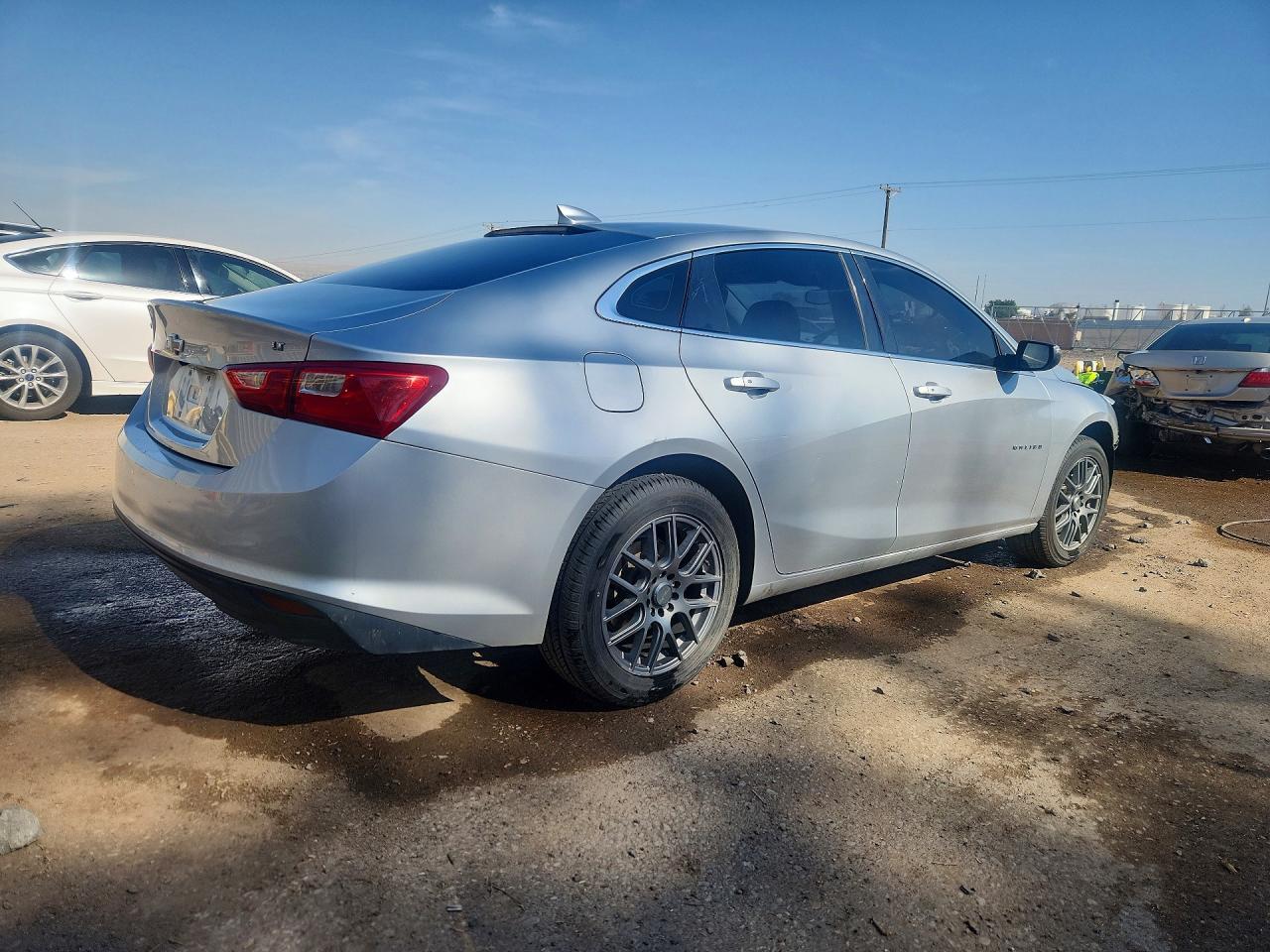 2018 Chevrolet Malibu Lt - Image 3