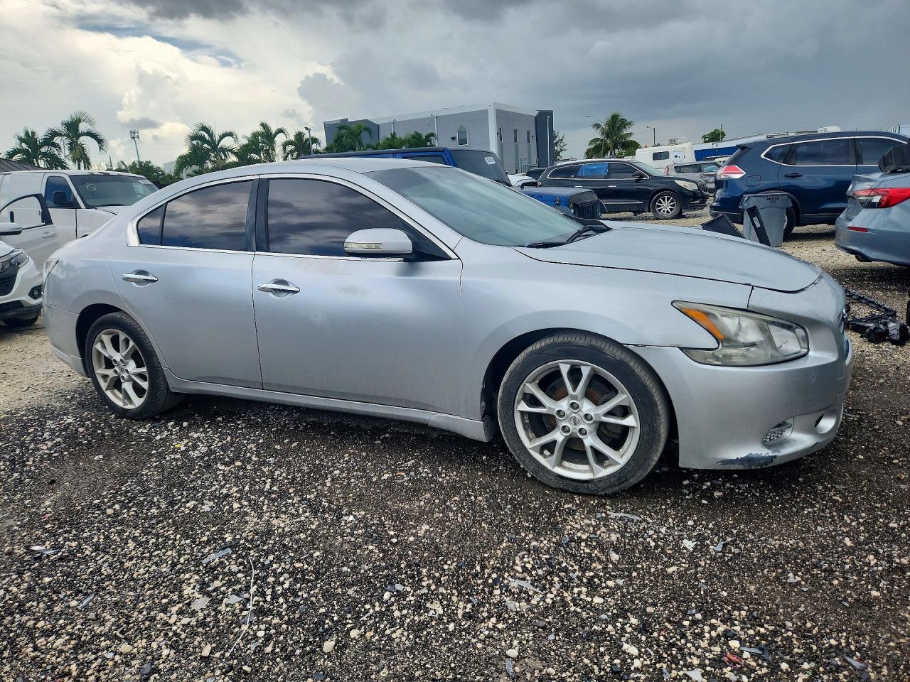 2014 Nissan Maxima 3.5 S - Фото 4