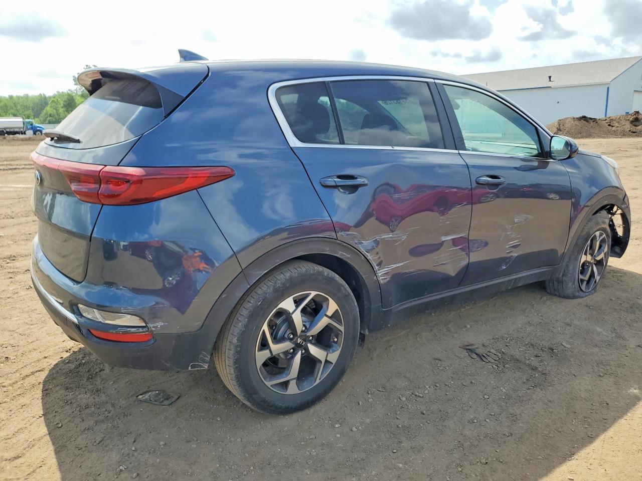 2020 Kia Sportage Lx - Image 3