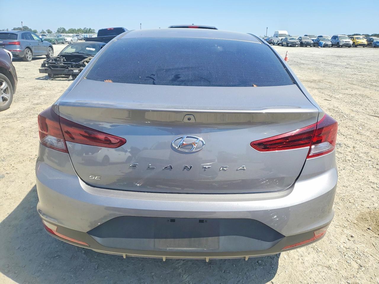 2020 Hyundai Elantra Se - Фото 6