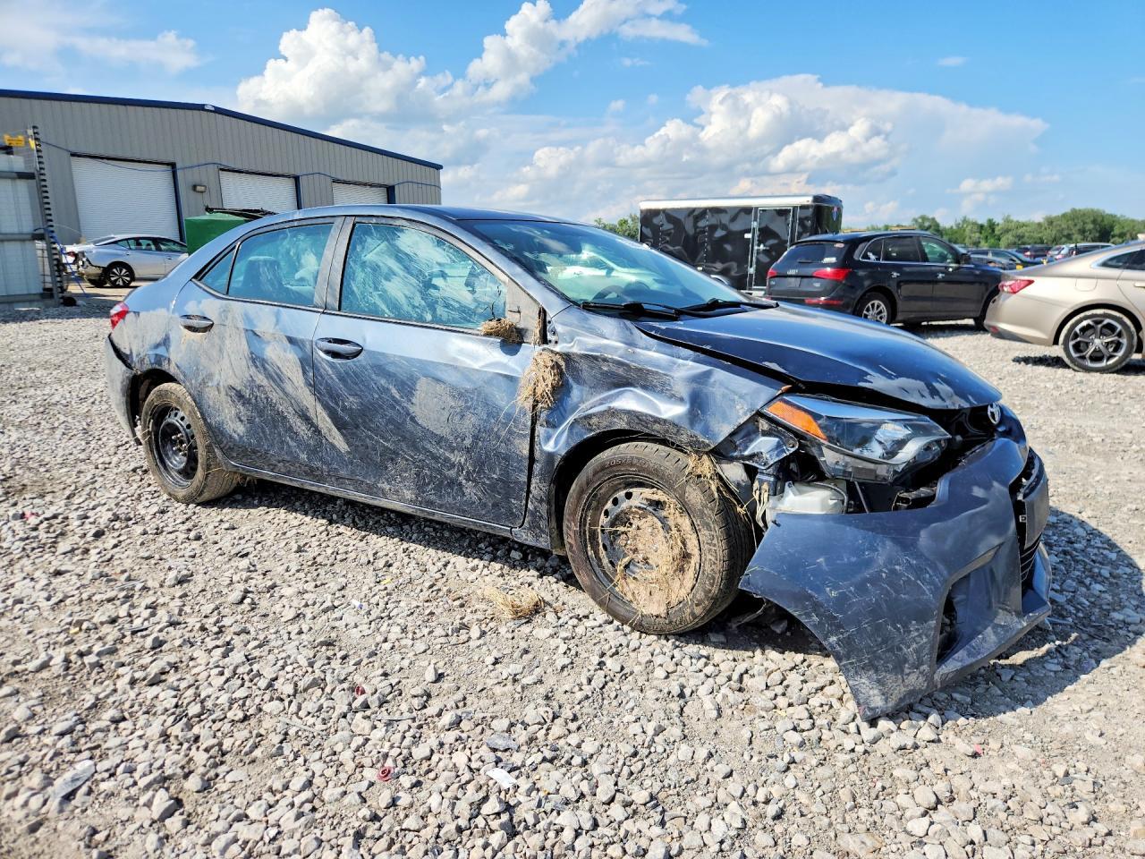 2015 Toyota Corolla Le - Image 4