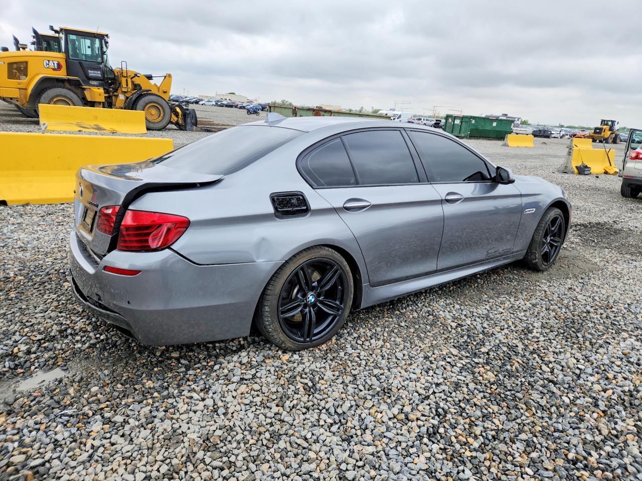 2014 BMW 550 Xi - Image 3