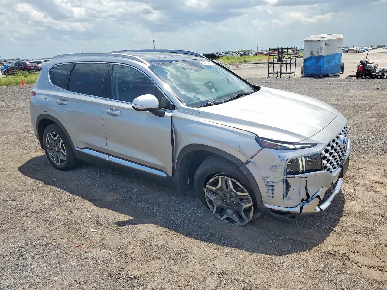 2023 Hyundai Santa Fe Limited - Image 4
