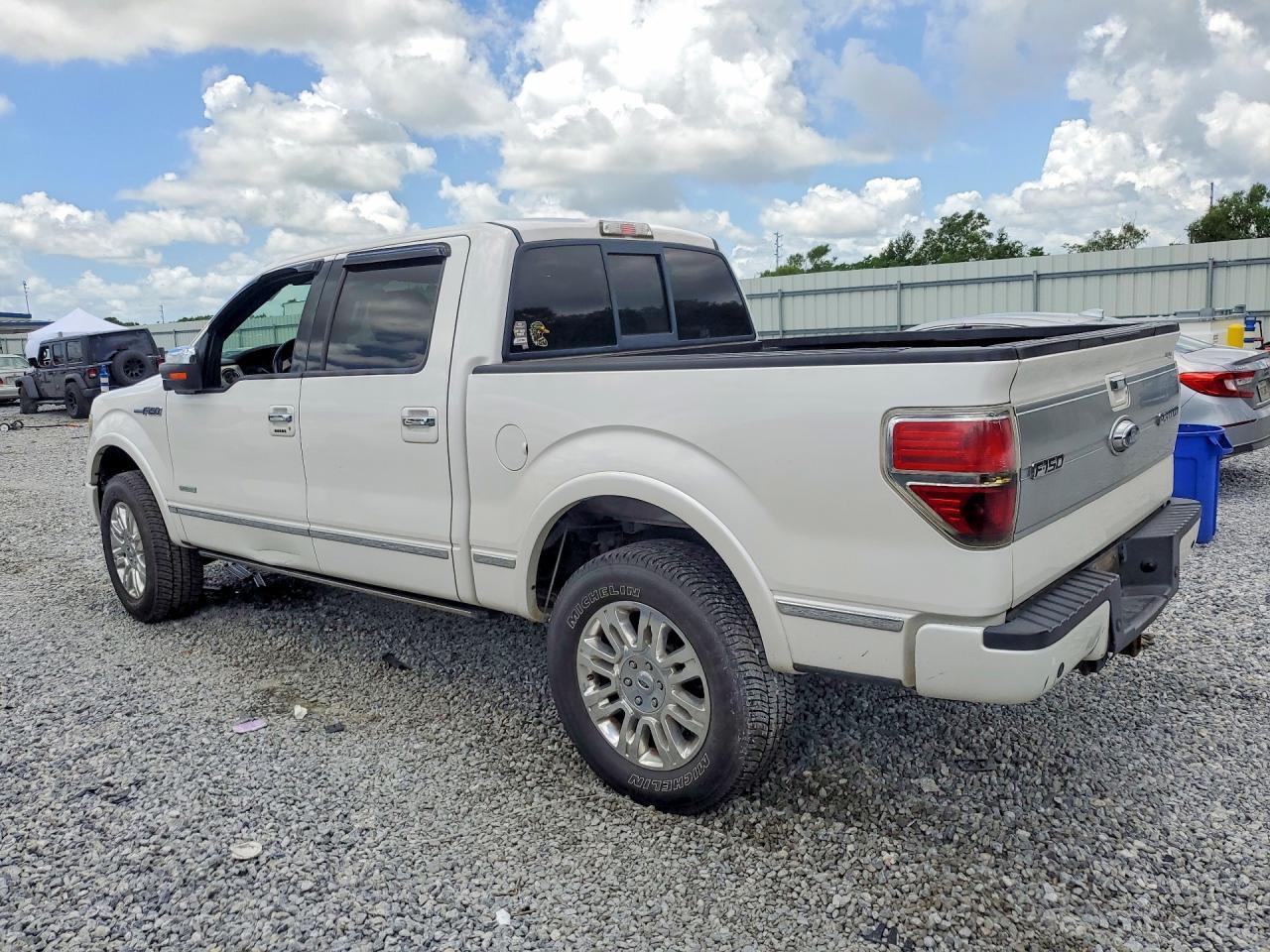 2013 Ford F150 Supercrew - Image 2