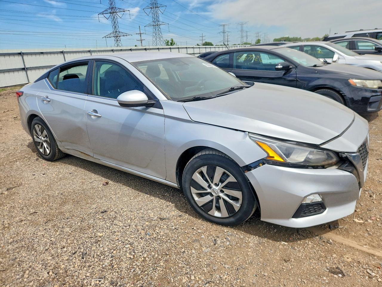 2019 Nissan Altima S - Image 4