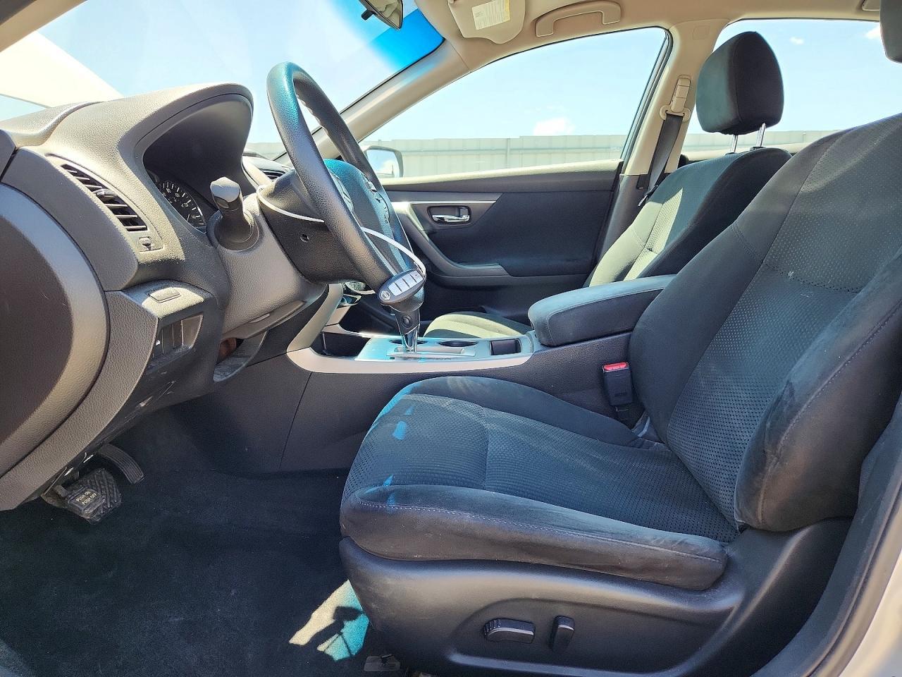 2015 Nissan Altima 2.5 S - Фото 7
