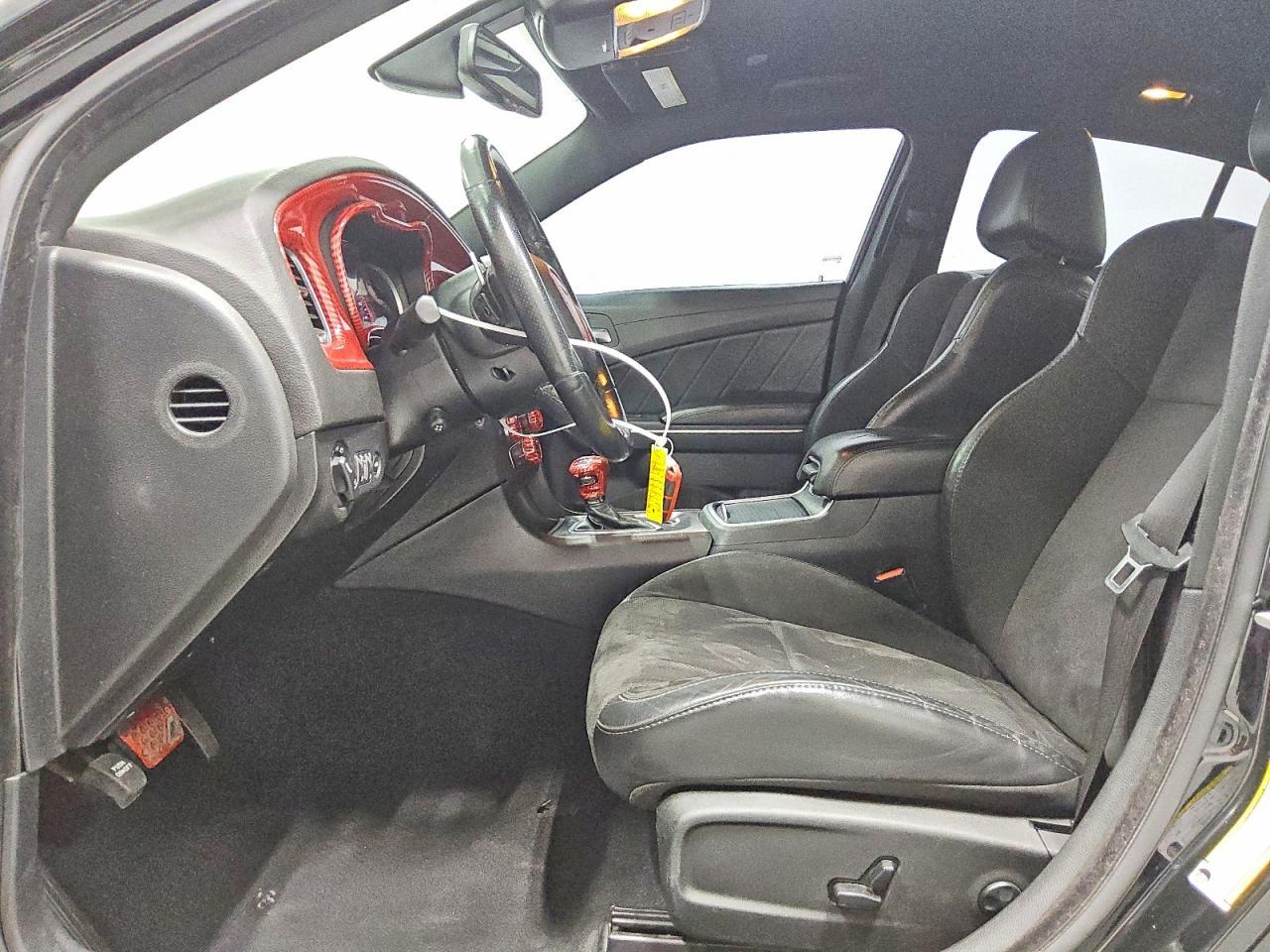 2019 Dodge Charger R - Фото 7