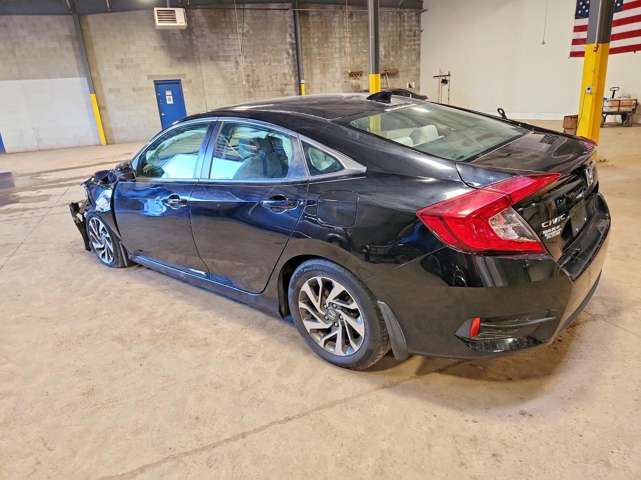 2018 Honda Civic Ex - Фото 2