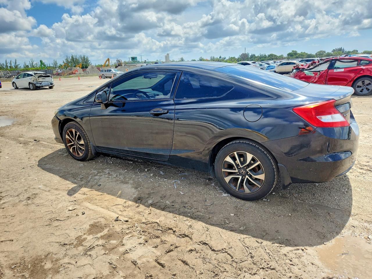2013 Honda Civic Ex - Фото 2