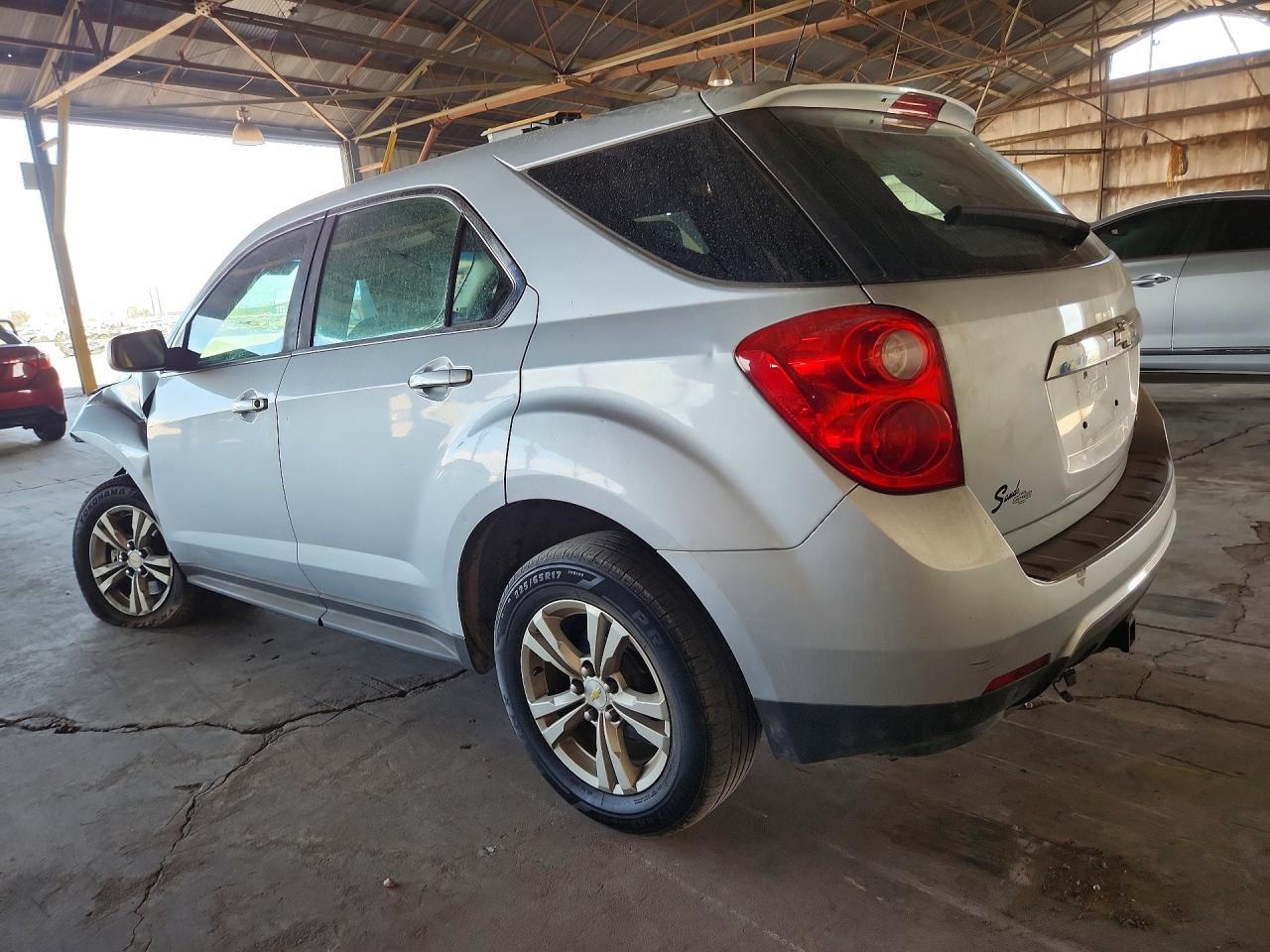 2010 Chevrolet Equinox Ls - Фото 2
