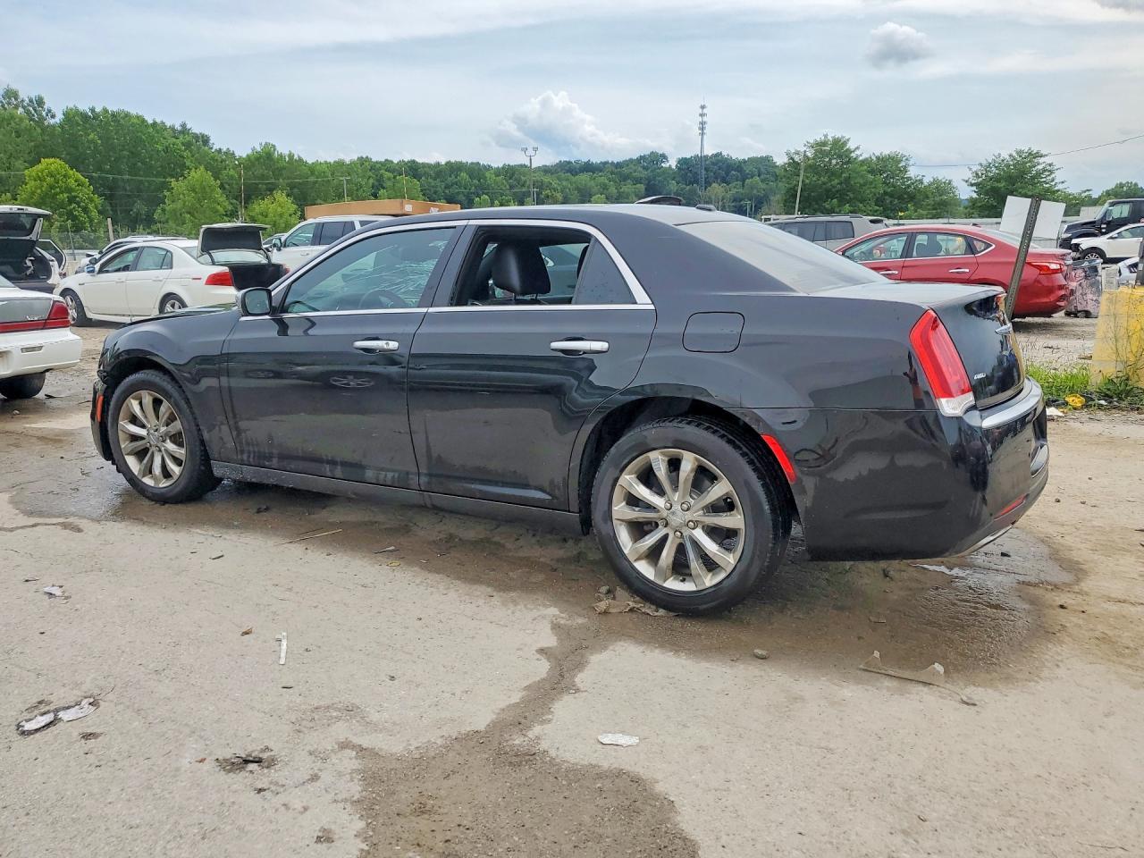 2015 Chrysler 300C Platinum - Фото 2
