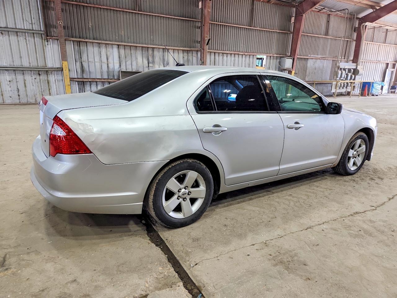 2011 Ford Fusion S - Фото 3