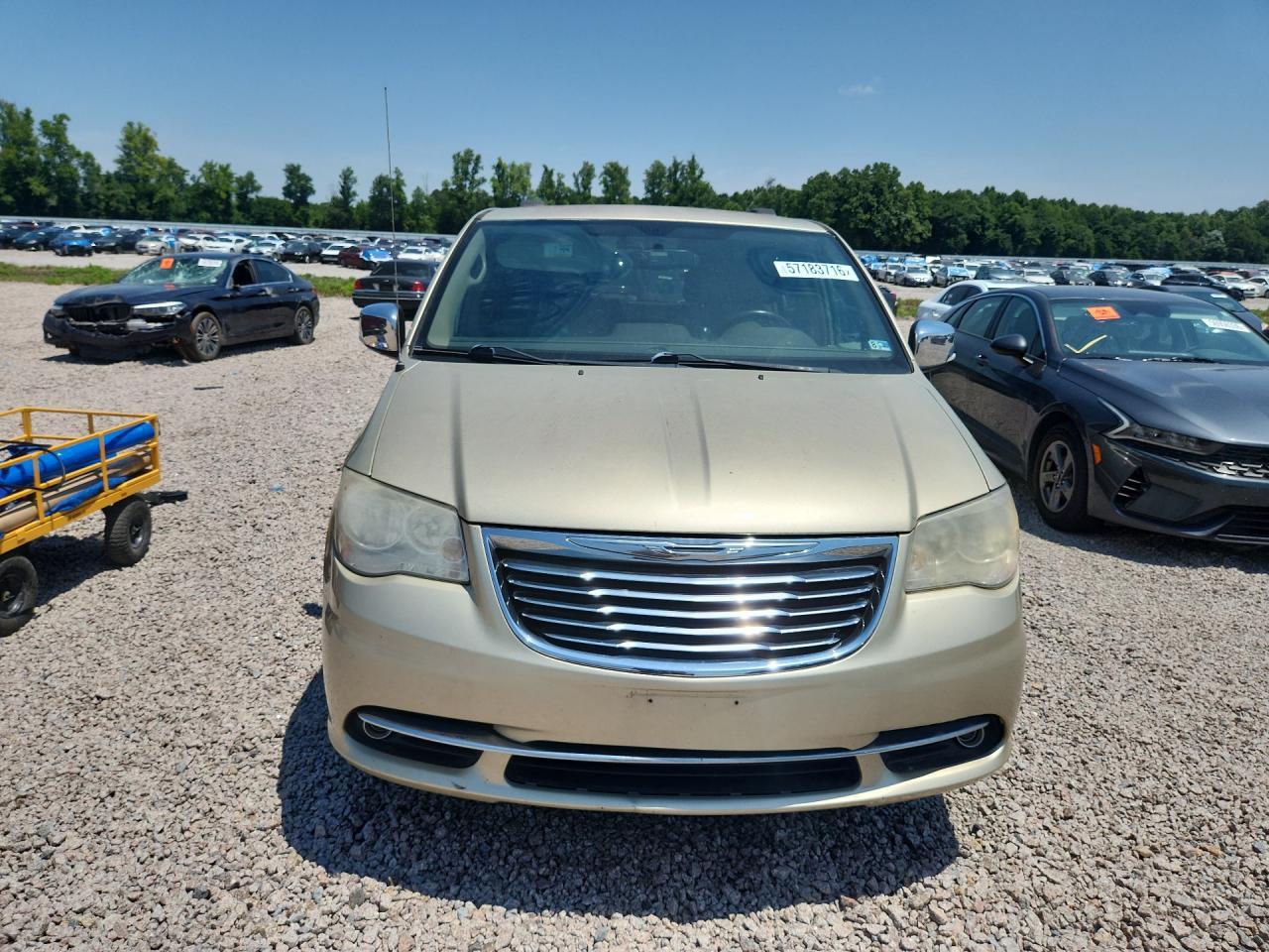 2011 Chrysler Town & Country Touring L - Фото 5