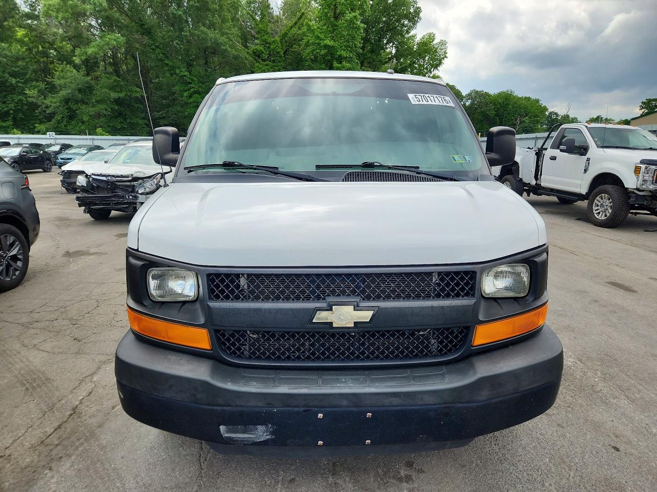 2015 Chevrolet Express G2500 - Фото 5