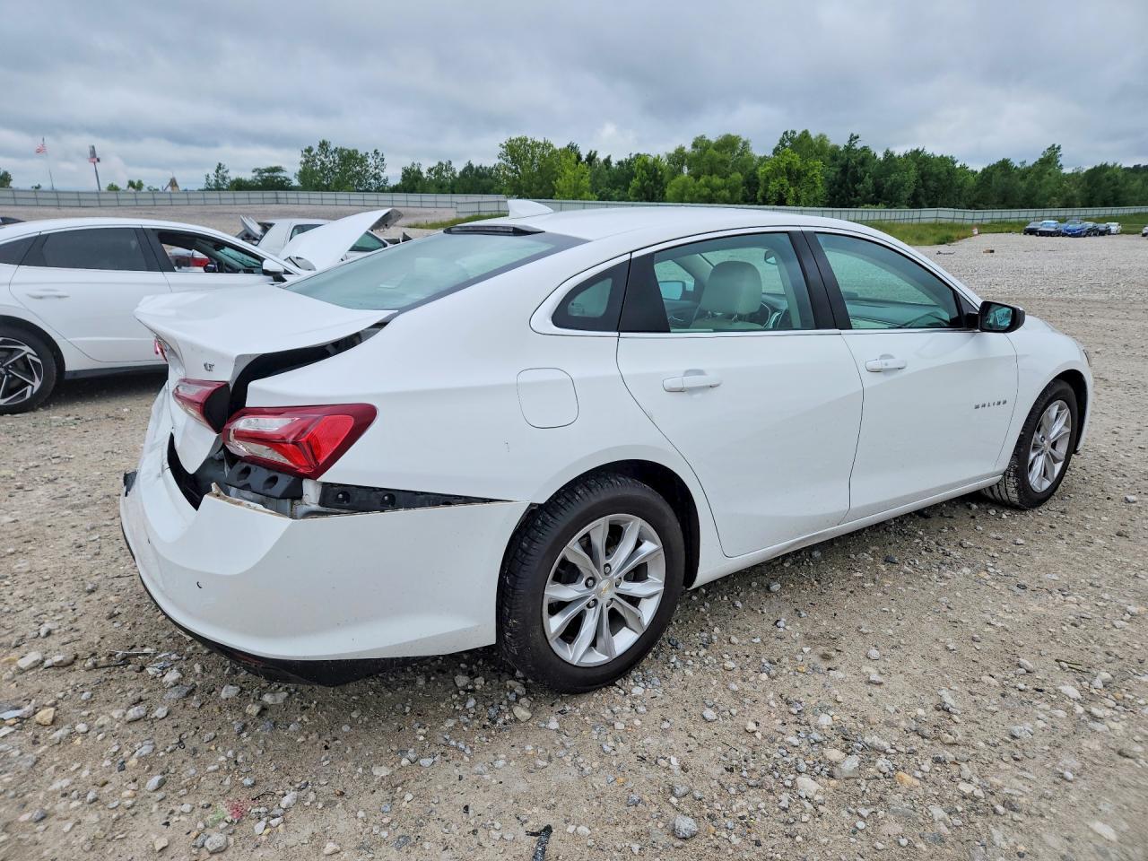 2020 Chevrolet Malibu Lt - Фото 3